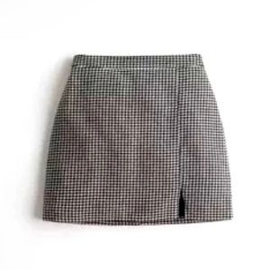 Hollister - Ultra High-Rise Wool-Blend Mini Skirt - Black and White - Size: S